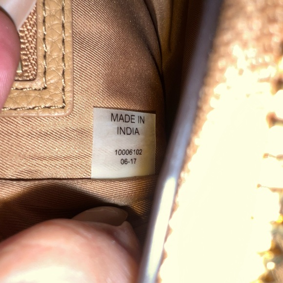 Tory Burch Pebbled Leather Crossbody/ Shoulder Bag/ Clutch - Picture 6 of 6